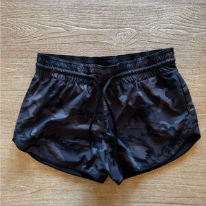 Zyia reversible Black and Camouflage Athletic Shorts